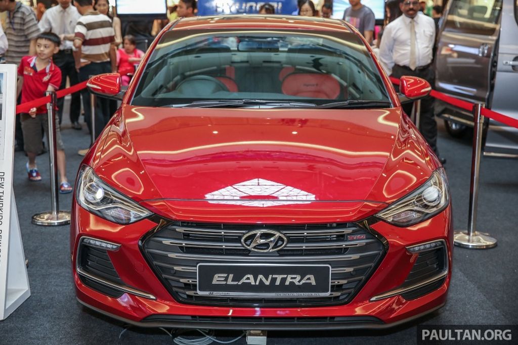 Chiêm ngưỡng Hyundai Elantra Sport 2017 chuẩn bị ra mắt Đông Nam Á