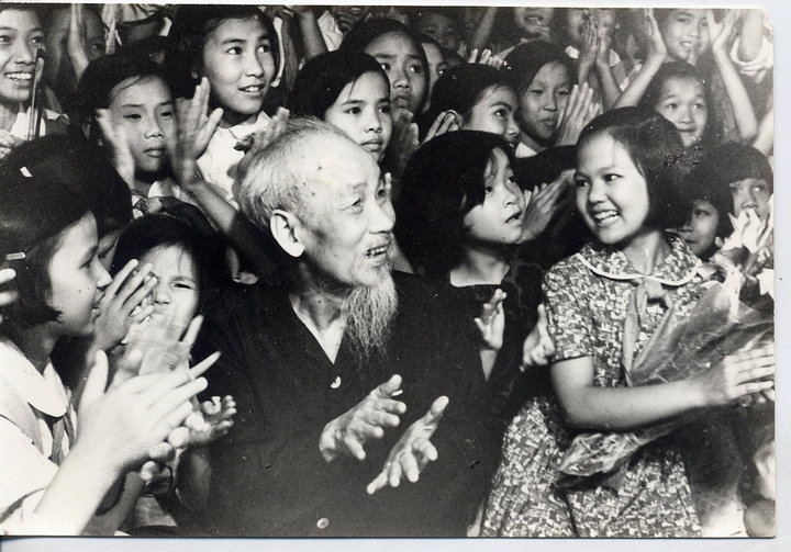 Chương trình nghệ thuật “Quà tháng 5 dâng Người” kỷ niệm sinh nhật Bác