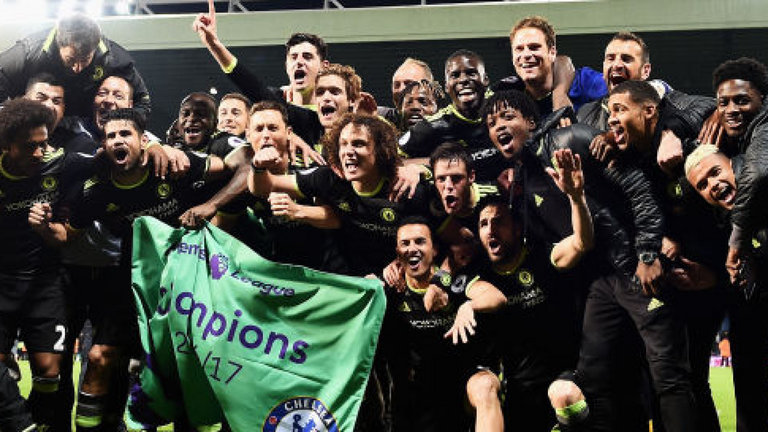Ngoại hạng Anh: Chelsea lên ngôi vô địch sớm 2 vòng