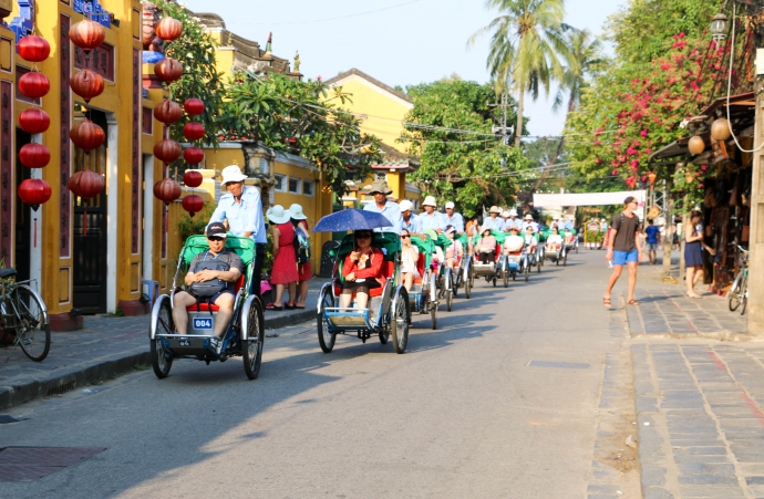 Hội An đón du khách thứ 10 triệu tham quan phố cổ