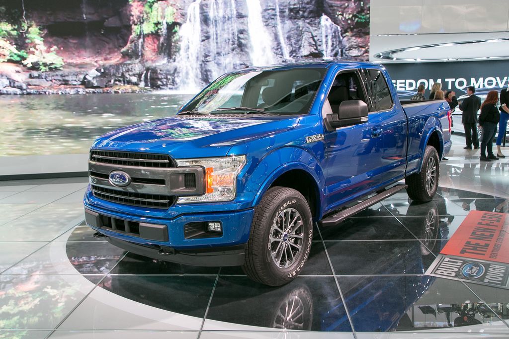 Ford F-150 2018 nâng cấp và cải tiến hơn phiên bản 2017 rất nhiều