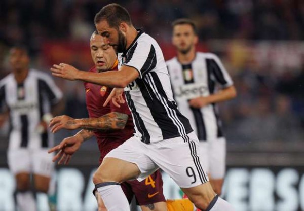 Roma 3-1 Juventus: Lão bà chưa thể lên ngôi sớm