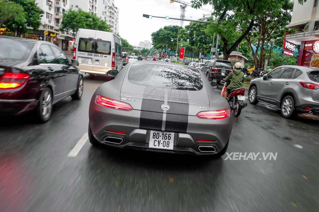 Về tay Cường Đô La, Mercedes-AMG GT S được 