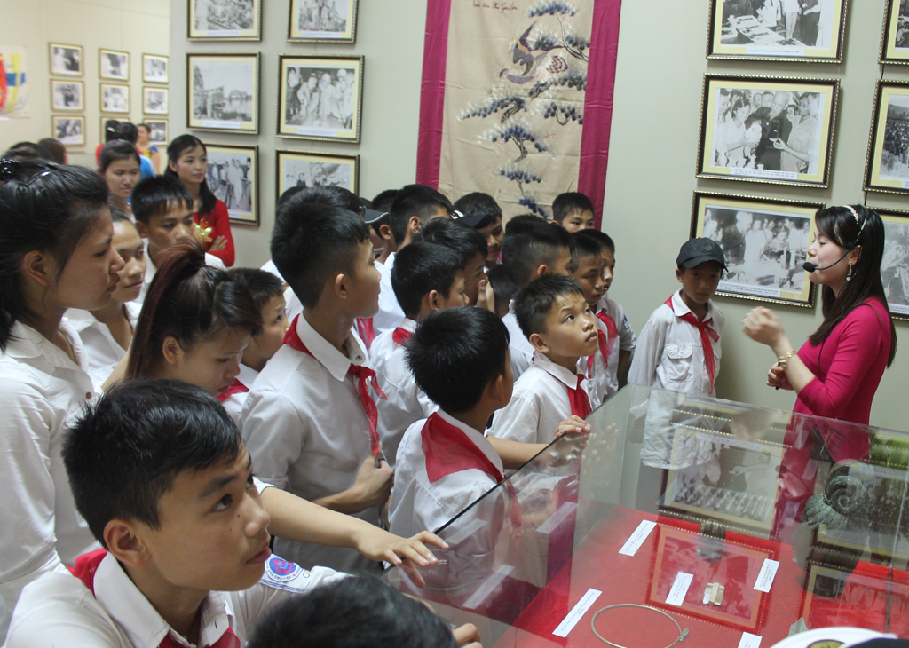 Thêm yêu Người từ những bài học trải nghiệm