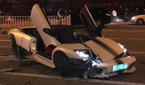 Trung Quốc: Lamborghini Murcielago LP640-4 Roadster