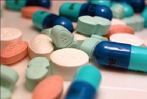 Gần 1/3 số thuốc được FDA chấp thuận vẫn không an toàn