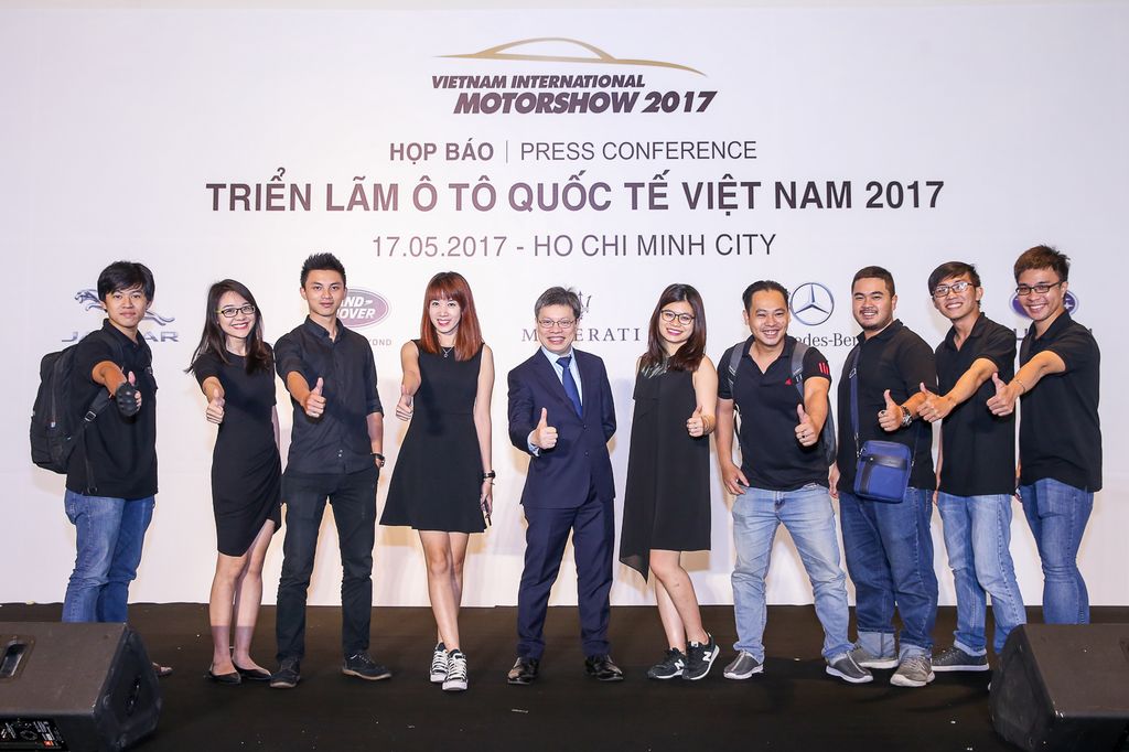 Triển lãm Ô tô quốc tế lớn nhất Việt Nam - VIMS 2017 chính thức khởi động