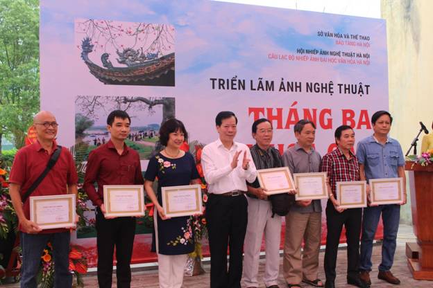 Khai mạc triển lãm ảnh nghệ thuật “Tháng Ba - mùa hoa gạo”