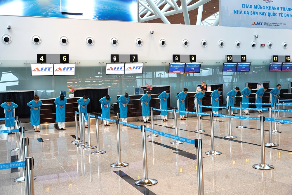 Vietnam Airlines tổ chức lễ khai trương hệ thống dịch vụ tại Nhà ga Quốc tế T2 Đà Nẵng