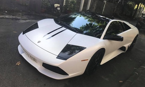 Lamborghini Murcielago LP640 rũ bỏ “chiếc áo” màu xanh cốm độc nhất Việt Nam