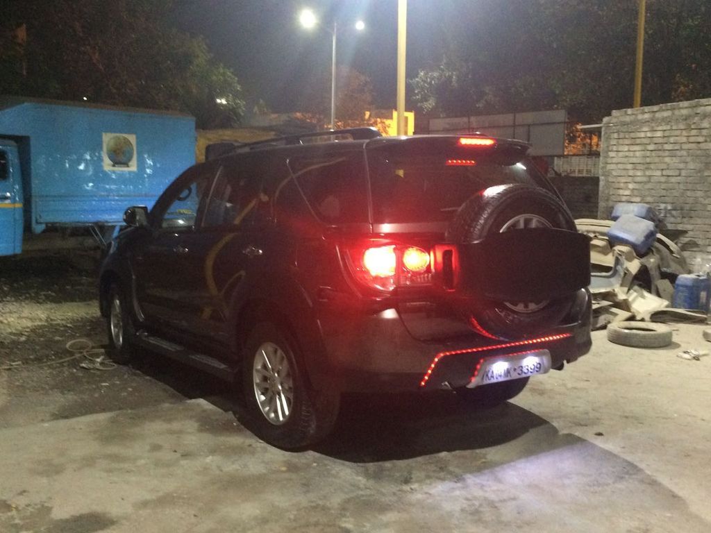 Bản độ Toyota Fortuner ấn tượng với nội thất như khoang hạng nhất trên máy bay