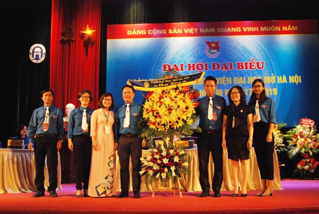 Đồng chí Đỗ Ngọc Anh tái cử chức danh Bí thư Đoàn Viện Đại học Mở Hà Nội