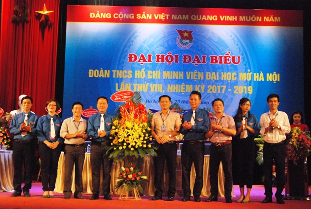 Đồng chí Đỗ Ngọc Anh tái cử chức danh Bí thư Đoàn Viện Đại học Mở Hà Nội