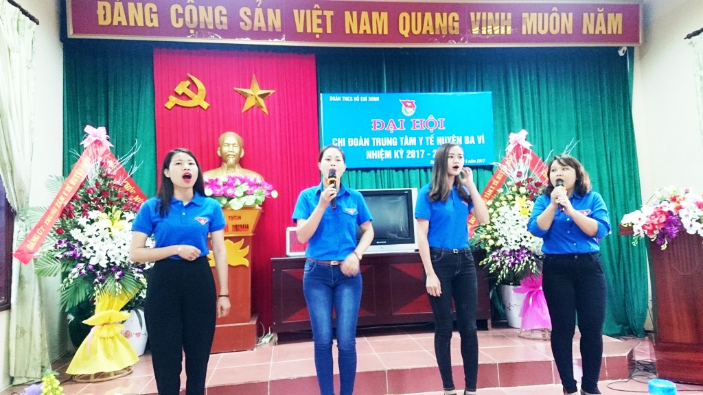 Đồng chí Phùng Thị Vân trúng cử Bí thư Chi Đoàn Trung tâm Y tế huyện Ba Vì