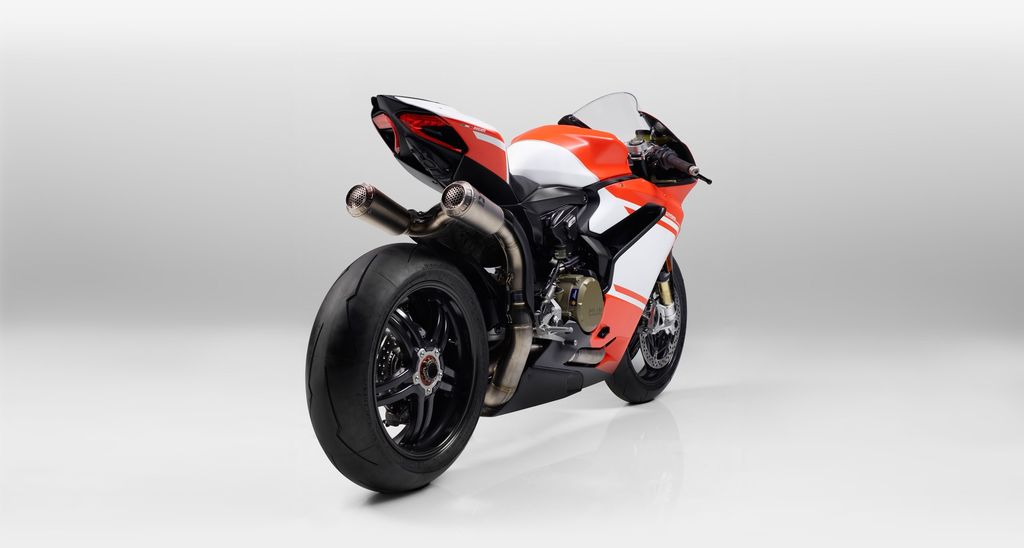 Siêu mô tô Ducati 1299 Superleggera giá 2,1 tỷ VNĐ 