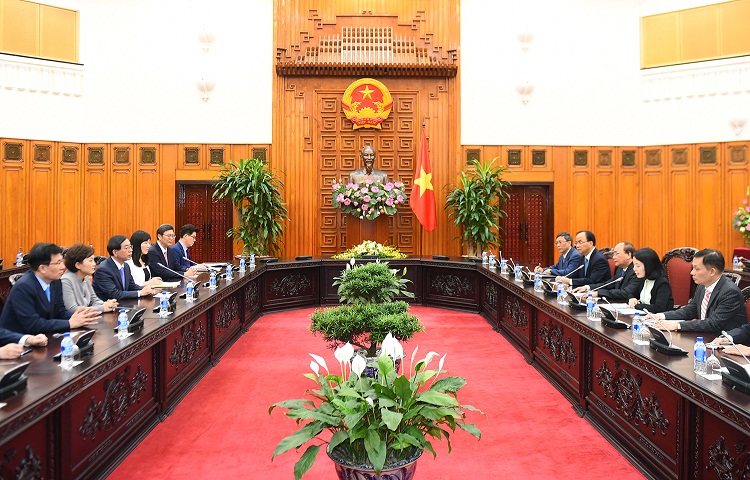Thủ tướng Nguyễn Xuân Phúc tiếp Đặc phái viên của Tổng thống Hàn Quốc