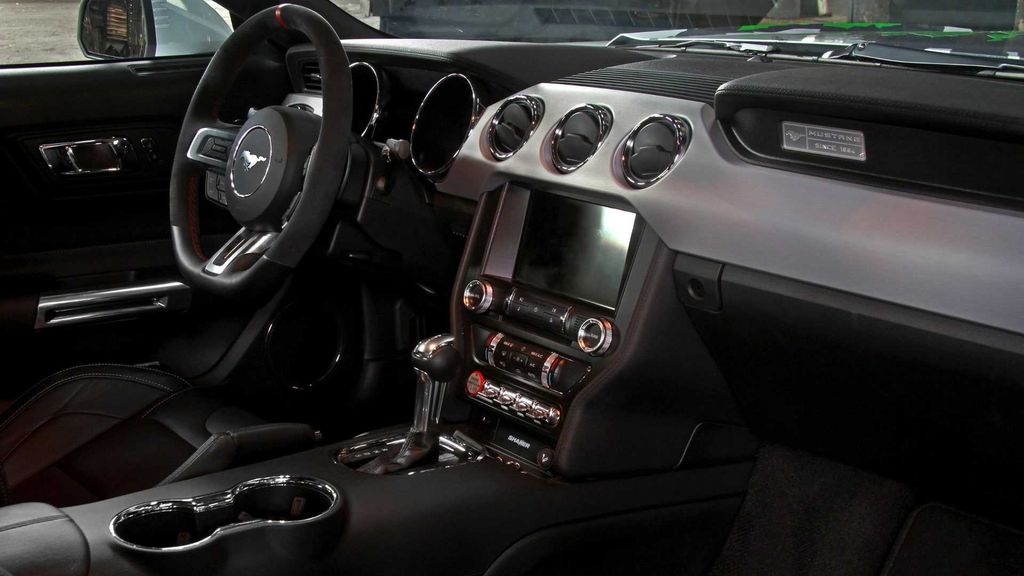 Hãng độ Đức biến Ford Mustang thành 