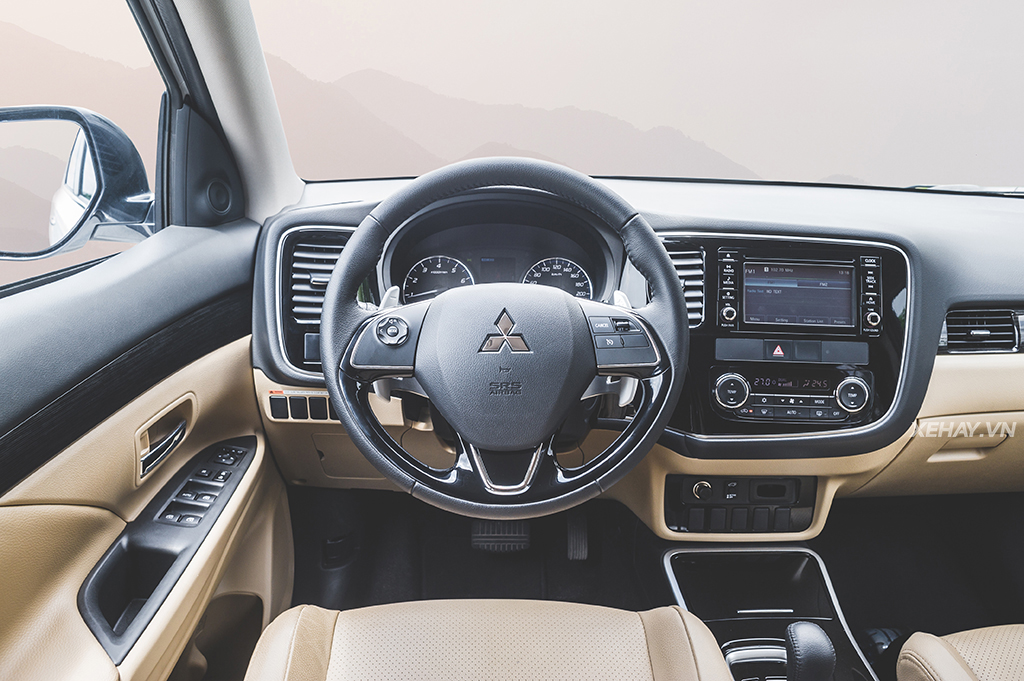 [ĐÁNH GIÁ XE] Mitsubishi Outlander 2017 - Xứng danh xe Nhật