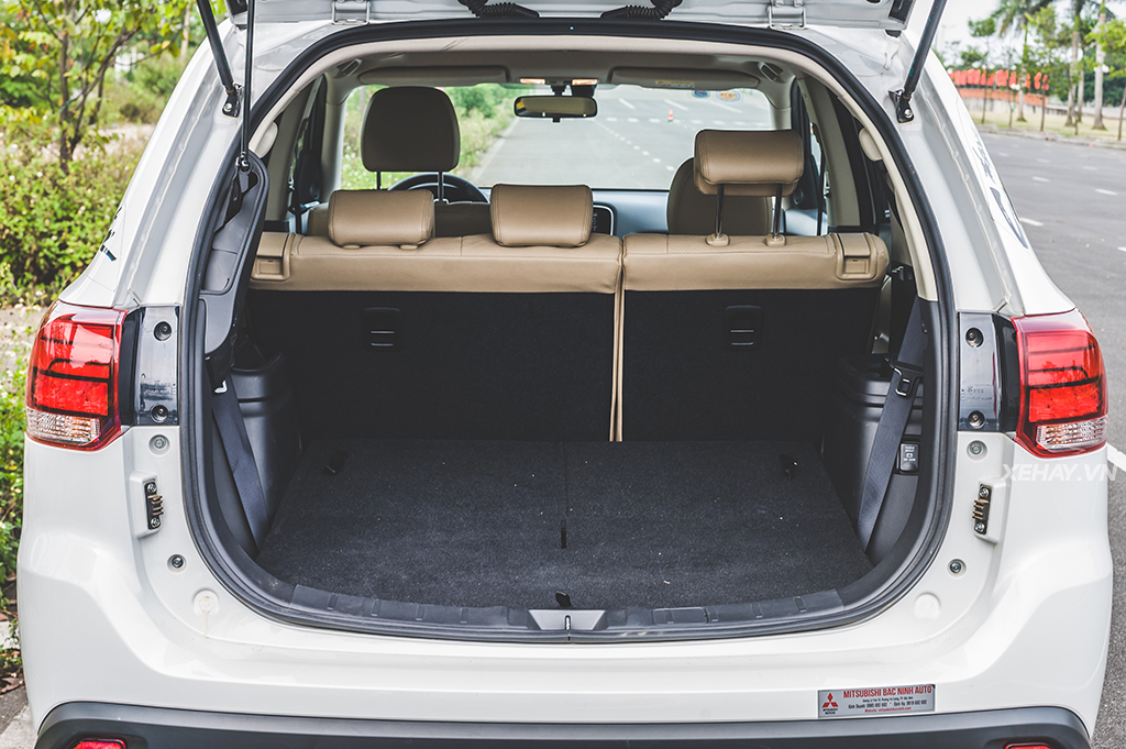 [ĐÁNH GIÁ XE] Mitsubishi Outlander 2017 - Xứng danh xe Nhật