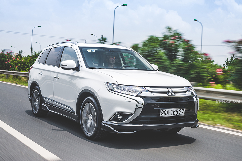 [ĐÁNH GIÁ XE] Mitsubishi Outlander 2017 - Xứng danh xe Nhật