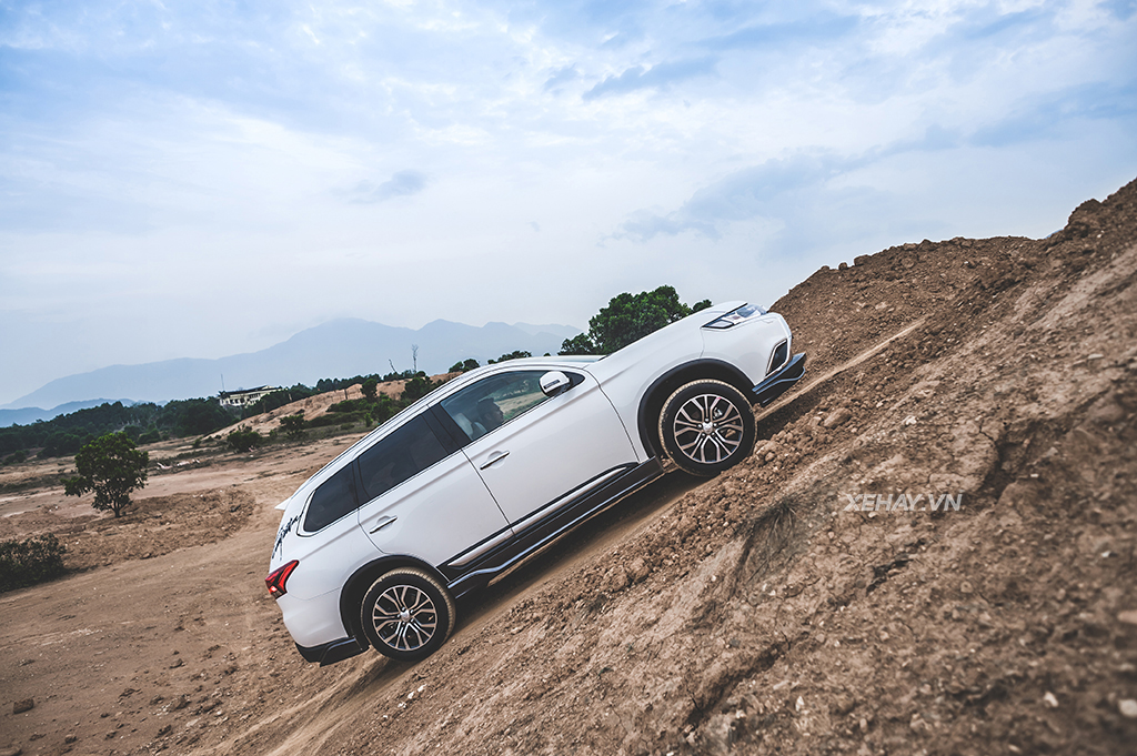 [ĐÁNH GIÁ XE] Mitsubishi Outlander 2017 - Xứng danh xe Nhật