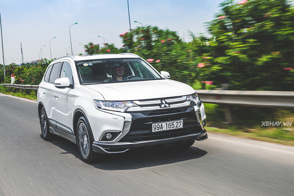 [ĐÁNH GIÁ XE] Mitsubishi Outlander 2017 - Xứng danh xe Nhật