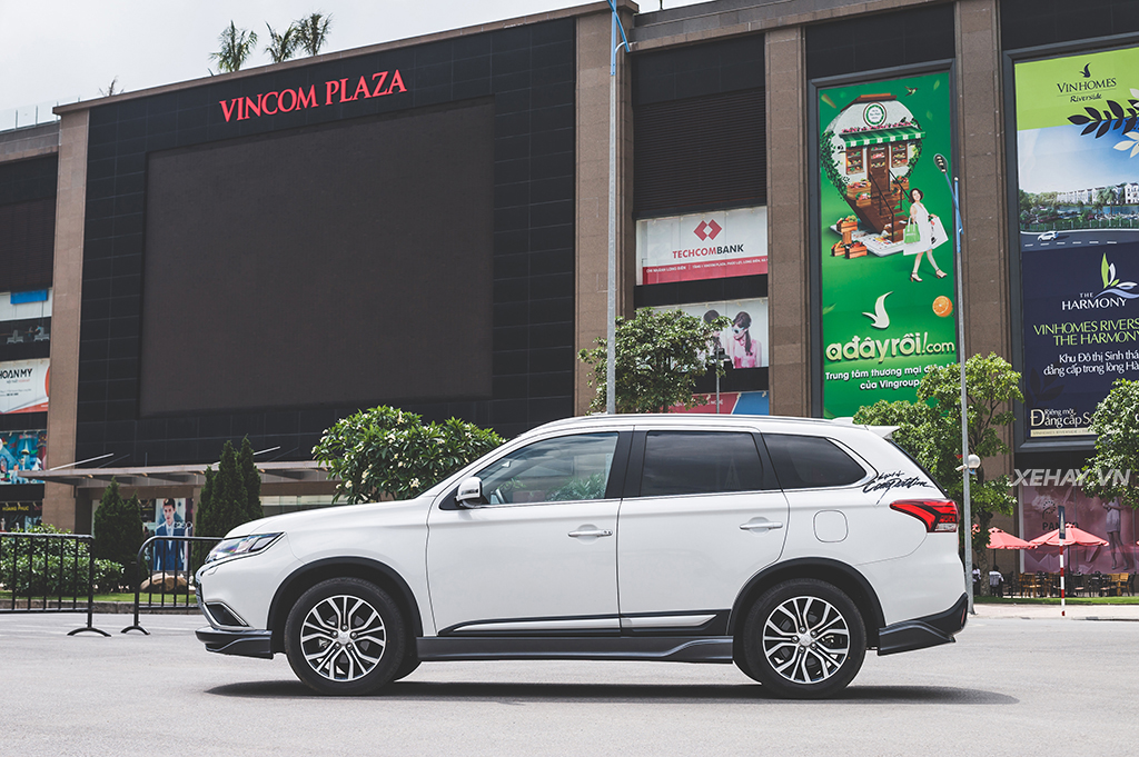 [ĐÁNH GIÁ XE] Mitsubishi Outlander 2017 - Xứng danh xe Nhật