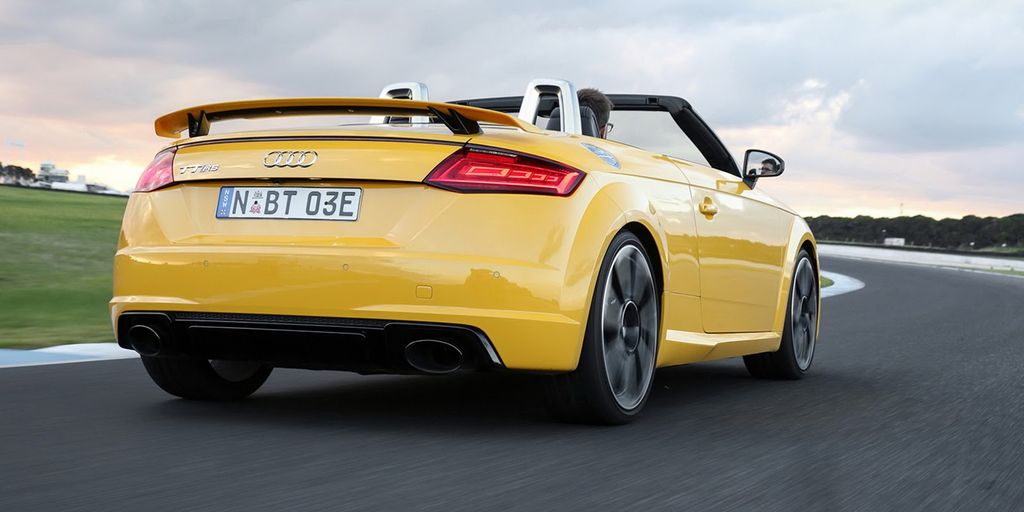 Audi TT RS 2017 có giá bán từ 2,34 tỷ VNĐ tại Úc