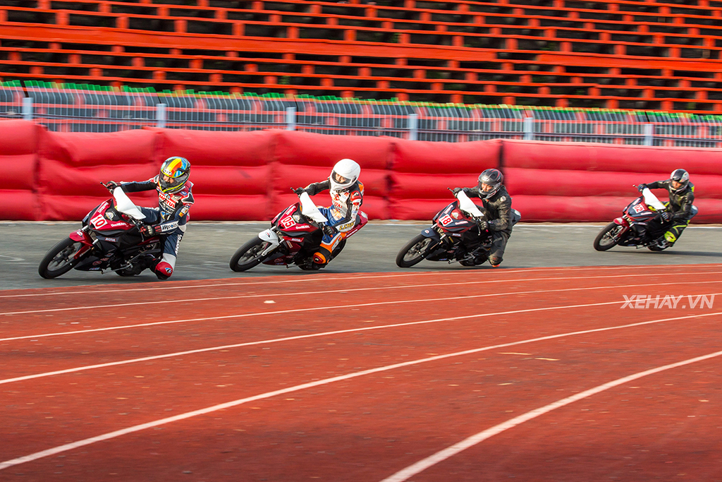 Sân vận động Cần Thơ rực lửa cùng giải đua Honda Racing Cup 2018