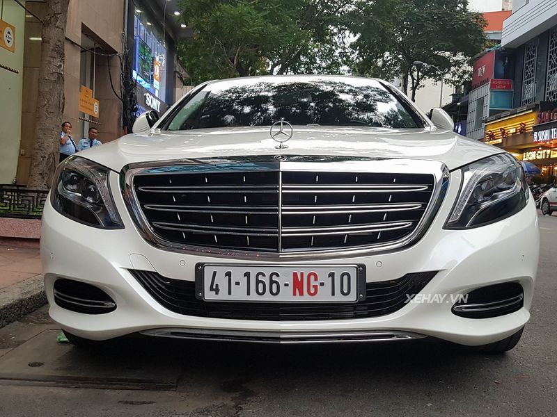 TP.HCM: Mercedes-Maybach S600 Pullman độc nhất Việt Nam 