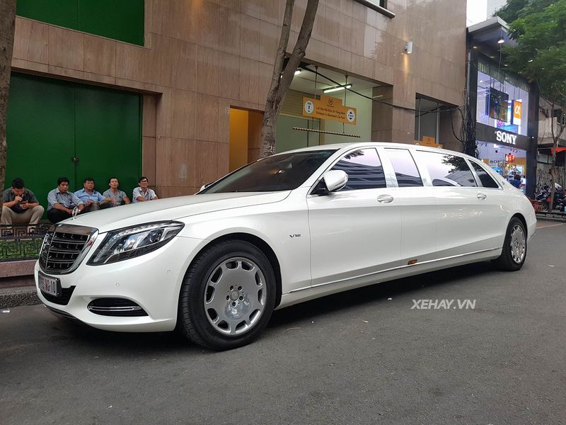 TP.HCM: Mercedes-Maybach S600 Pullman độc nhất Việt Nam 