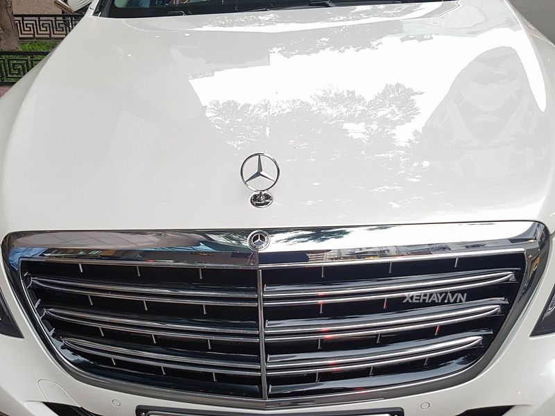 TP.HCM: Mercedes-Maybach S600 Pullman độc nhất Việt Nam 