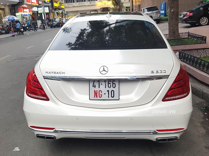 TP.HCM: Mercedes-Maybach S600 Pullman độc nhất Việt Nam 