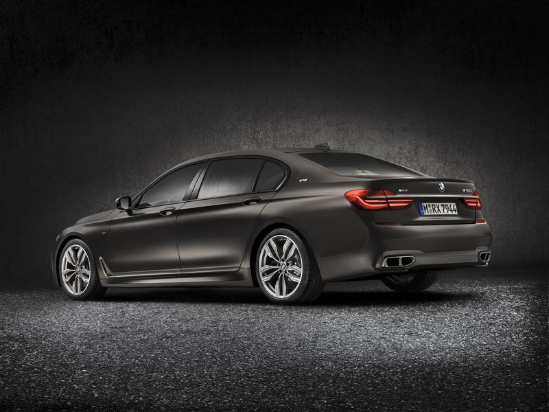 M760Li ra đi, BMW M7 sẽ sớm trở thành một chiến hạm mới của hãng xe Đức