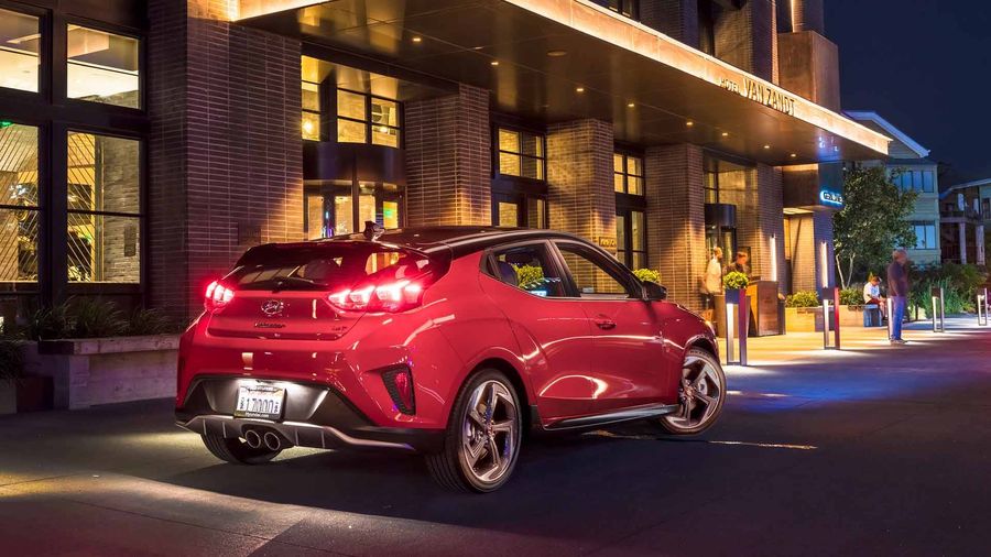 Hyundai Veloster 2019 chính thức có giá bán bắt đầu từ 420 triệu VNĐ