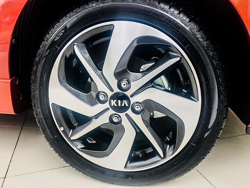 Kia Morning S tại Việt Nam được nâng cấp nhẹ, giá 393 triệu đồng