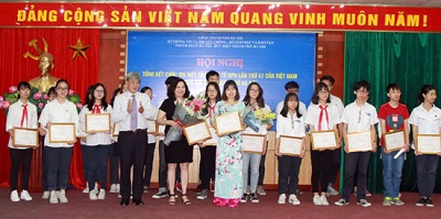 Khen thưởng 34 cá nhân, tập thể đạt giải Cuộc thi viết thư quốc tế UPU
