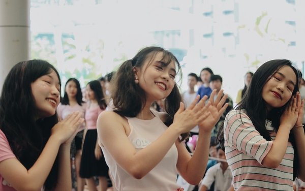 Bùng nổ cảm xúc với những màn biểu diễn nghệ thuật của học sinh trường “Am”