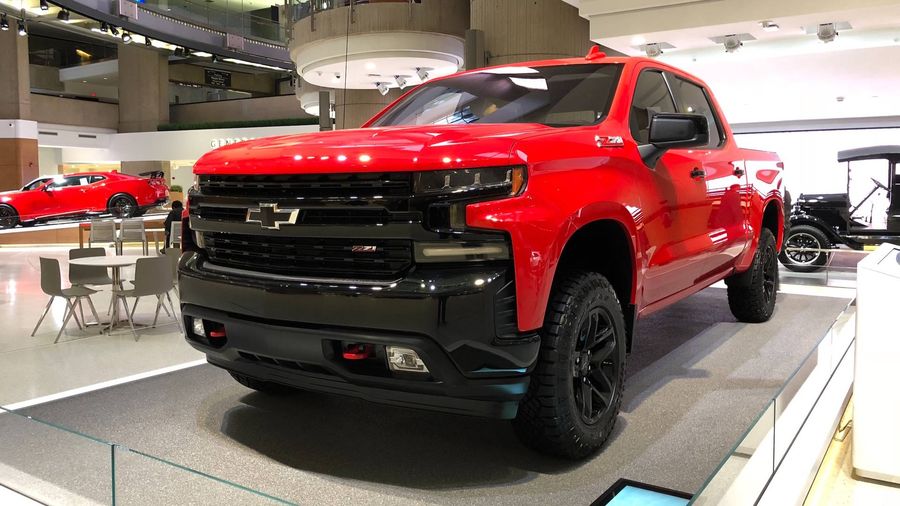 Chevrolet Silverado 2019 sẽ được trang bị động cơ tăng áp bốn xi-lanh 310 mã lực