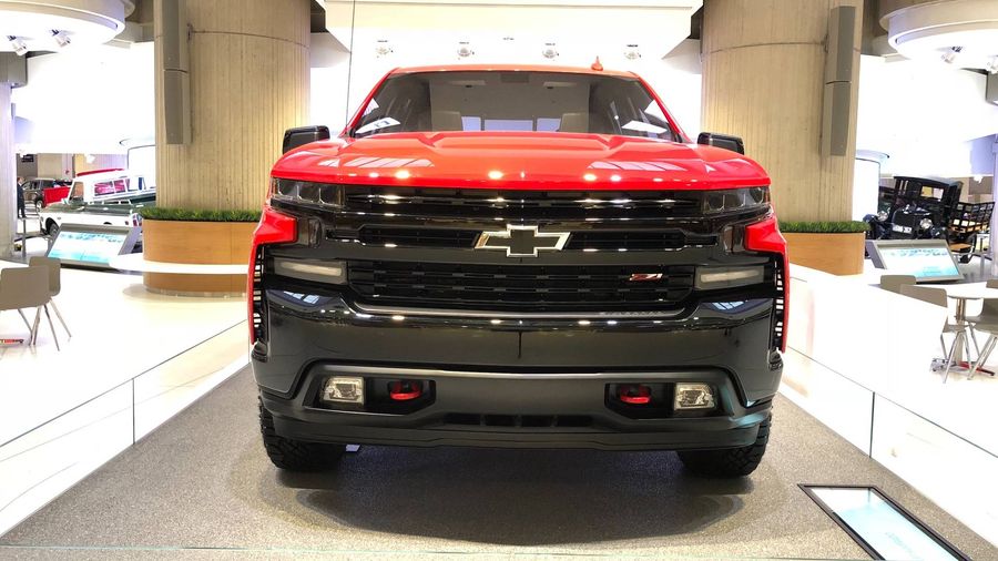 Chevrolet Silverado 2019 sẽ được trang bị động cơ tăng áp bốn xi-lanh 310 mã lực