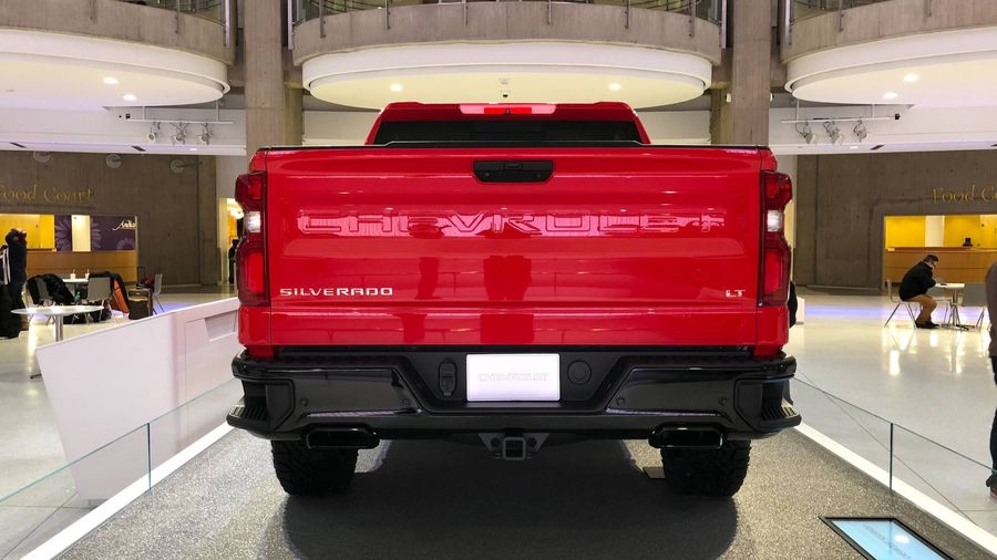 Chevrolet Silverado 2019 sẽ được trang bị động cơ tăng áp bốn xi-lanh 310 mã lực