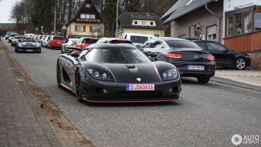 Bắt gặp Koenigsegg CCXR Edition 1.004 mã lực trên đường phố gần Nuburgring