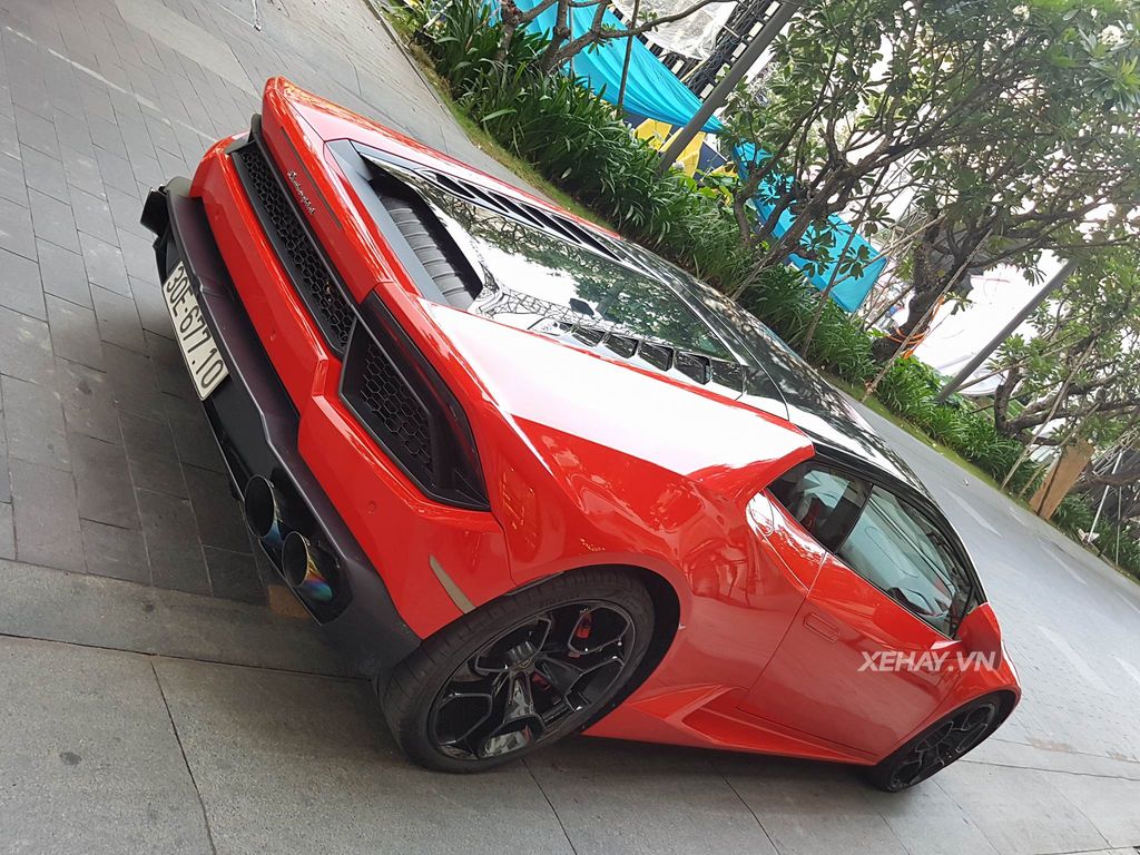 Lamborghini Huracan LP580-2 đầu tiên tại Việt Nam 