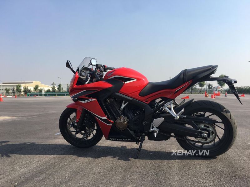 [ĐÁNH GIÁ XE] Honda CBR650F 2018 - tượng đài vững chắc trong làng xe phân khối lớn tầm trung vừa về Việt Nam