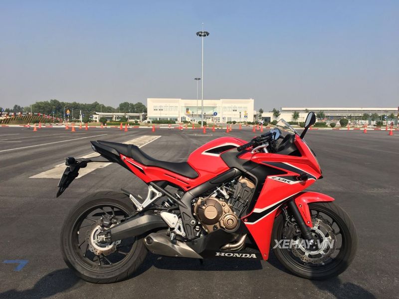 [ĐÁNH GIÁ XE] Honda CBR650F 2018 - tượng đài vững chắc trong làng xe phân khối lớn tầm trung vừa về Việt Nam