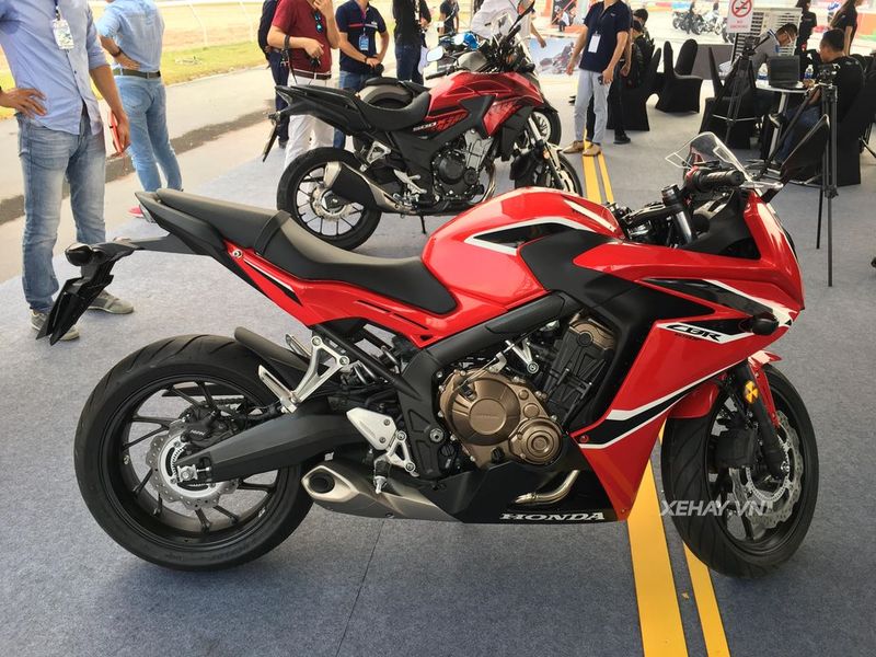 [ĐÁNH GIÁ XE] Honda CBR650F 2018 - tượng đài vững chắc trong làng xe phân khối lớn tầm trung vừa về Việt Nam