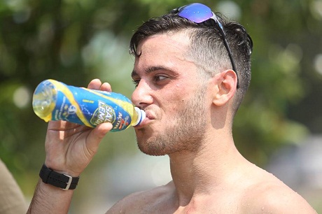 Vận động ra mồ hôi nhiều cần bổ sung những khoáng chất nào?