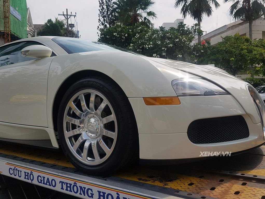 Bugatti Veyron độc nhất Việt Nam 
