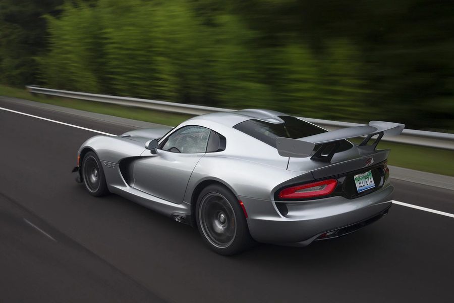 Dodge Viper mới được đồn đoán sẽ mạnh 550 mã lực và ra mắt vào năm 2020