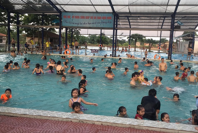 Phổ cập bơi cho trẻ...- Bài 3: Đẩy mạnh công tác xã hội hóa